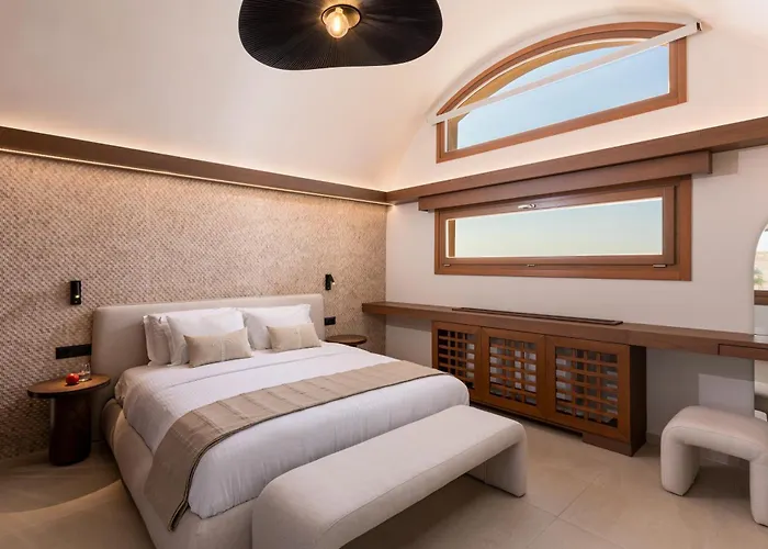 Fregata Luxury Villa Tholos (Santorini)