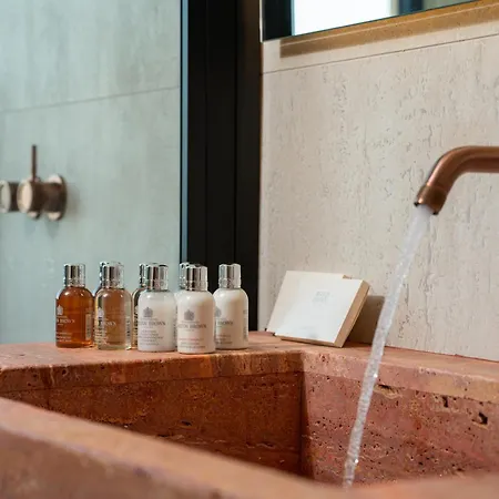 Fregata Luxury Villa Tholos (Santorini)