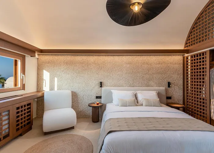 Villa Fregata Luxury Tholos (Santorini)